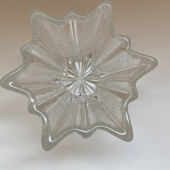 Art Deco Star Shape Vase - Picture 2 of 3